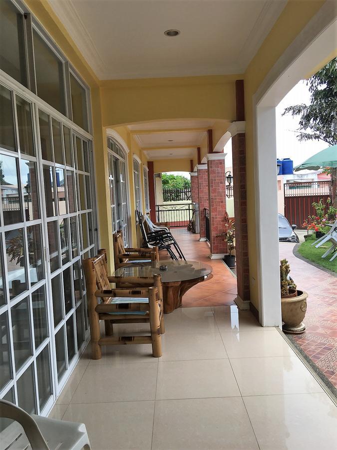 Casa Gialla Libaong エクステリア 写真